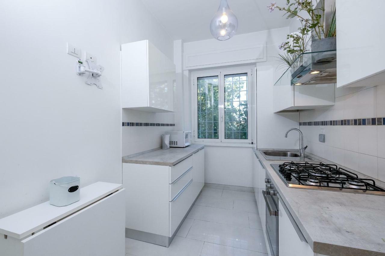 Apartment Your Trastevere Balcony Rome